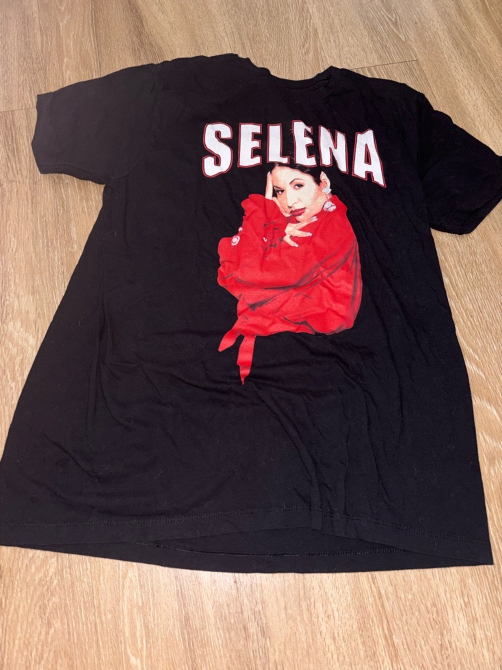 Official Selena Quintanilla 2019 Merchandise Black Graphic T-Shirt XL